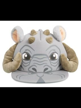 Disney Parks / Star Wars Tauntaun Baseball Cap for Adults – New With Tag